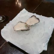 moke & Ice Oysters